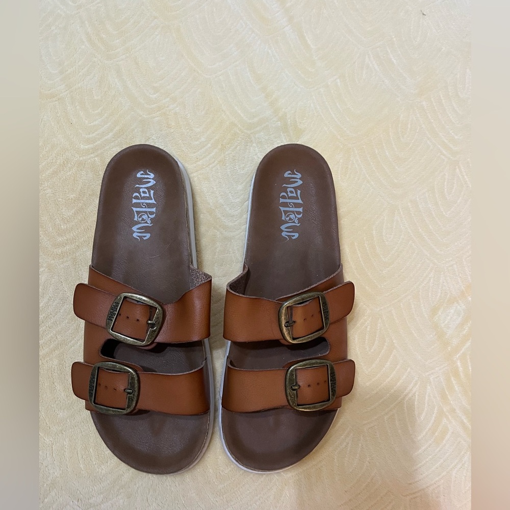 Women’s size 10 Sandals